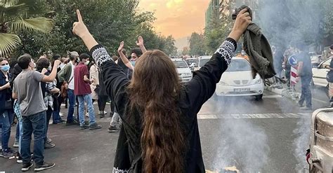 سازمان حقوق بشر ایران از افزایش تعداد کشته‌شدگان اعتراضات سراسری به دست
