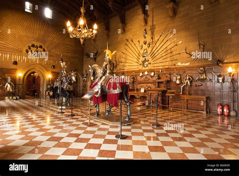 The Great Hall Displays Armors And Weapons At Warwick Castle Stock