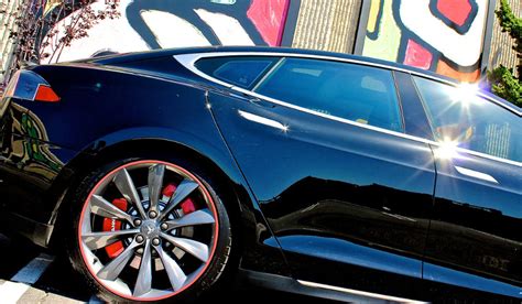 Review: Tesla Model S Red Brake Caliper Covers - MGP Caliper Covers
