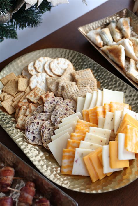 Consider the following food ideas for a graduation party. How to Set Up Your Buffet for a Holiday Open House - Evite