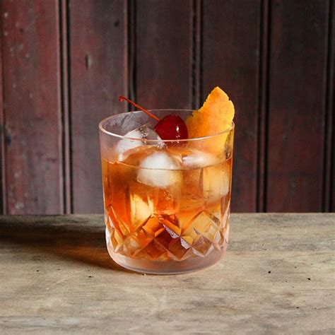 the classic whiskey old fashioned cocktail recipe