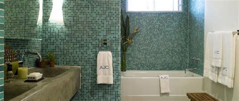 Tiles provide the perfect opportunity to get creative with accent colour, pattern and texture. Bathroom Wall Tile Ideas - Wall Tiles for Bathroom | www ...