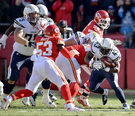 Kansas city chiefs' travis kelce praises rookie te noah gray, says new chiefs are ready to work. Chargers vs. Chiefs: Score, Stats & Highlights | Heavy.com