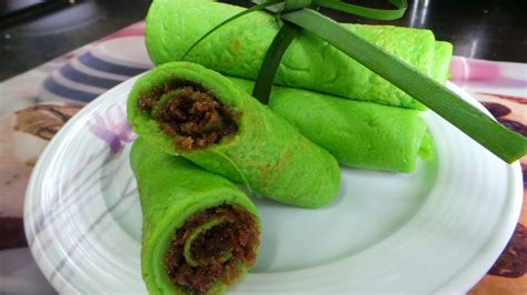Terima kasih kepada asyraaf kadir (housemate) untuk gambar ni. RESEPI CIKGU ANI: KUIH KETAYAP/KUIH DADAR