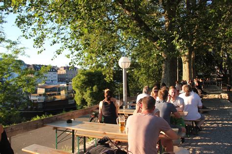 1 für adressen und telefonnummern. Bad Cannstatt : Biergärten