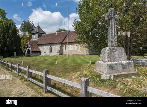 Medstead Alton Hampshire Hi Res Stock Photography And Images Alamy