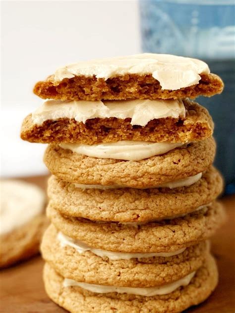 It uses a duncan hines cake mix. Duncan Hines Cake Mix Cookies / Cookie Cake Bars The Little Kitchen : Welcome to the official ...