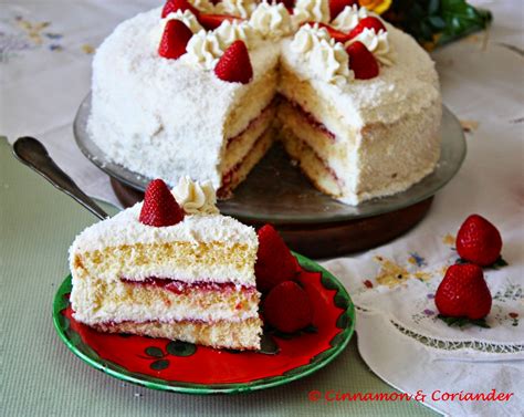 Erdbeer-Kokos-Torte mit Schoko-Mascarpone Creme - Cinnamon&Coriander