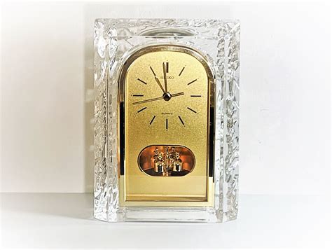 Vintage Seiko Lead Crystal Spinning Pendulum Mantle Clock Large Arch