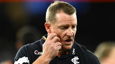 blues coach michael voss responds to fans after carlton s disappointing performance against