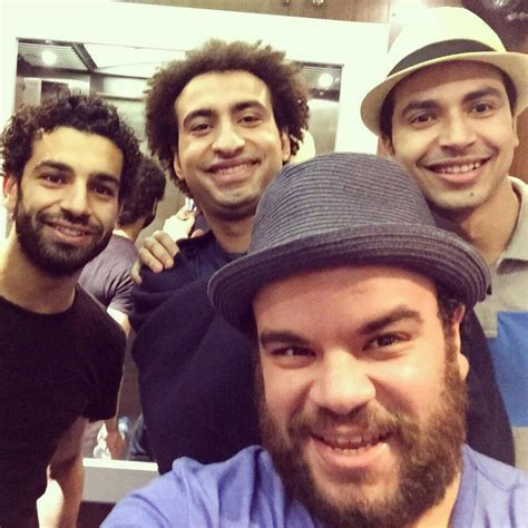 Jun 05, 2021 · يعد الفيلم التعاون الثانى بين كريم فهمى والمنتج أحمد السبكى بعد فيلم حسن وبقلظ، الذى عرض عام 2016، وكانت تدور قصته حول شقيقين ملتصقين ببعضهما البعض على ربيع، كريم فهمى، وكان من إخراج وائل. علي ربيع يكشف صلة قرابته بمحمد صلاح | نواعم