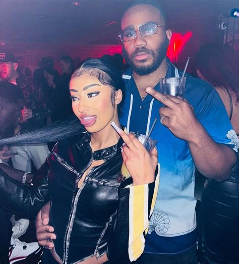 Kiddwaya Shades His Ex Girlfriends As He Poses With American Rapper
