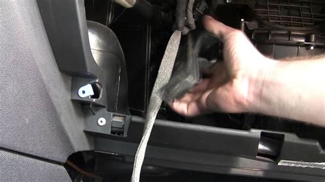 Opel astra g cc (t98, f48, f08), innenraumfilter wechseln, tauschen. Pollen filter Opel Astra H - YouTube