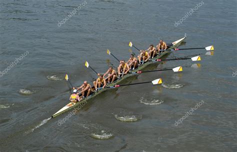 Rowing Team — Stock Photo © Wrangel 13494351