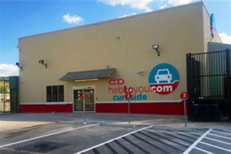 Heb Introduces Curbside Pickup In Victoria