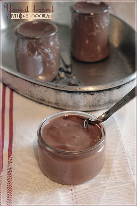 Humide Souterrain Kiwi Chocolat Chaud Maison Micro Onde Entourer