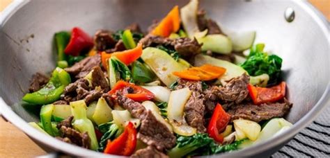 Wok de carne y vegetales
