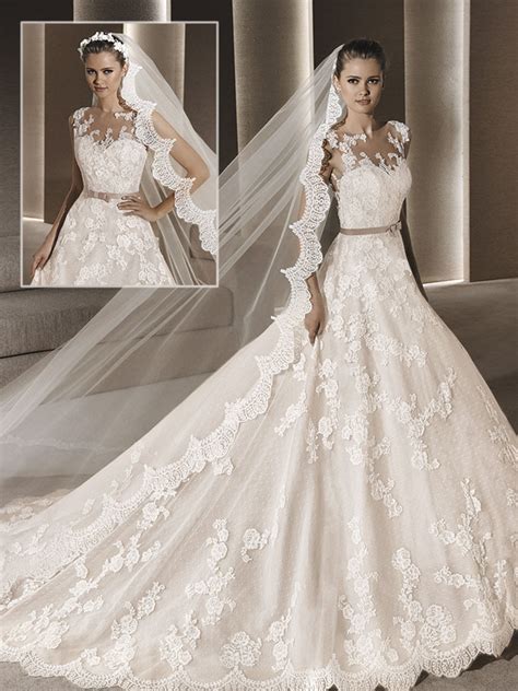 Accanto ai modelli di abiti da sposa più classici e tradizionali. Vestiti da Sposa Vicenza | L'Atelier Abiti da Sposa a Thiene Vicenza