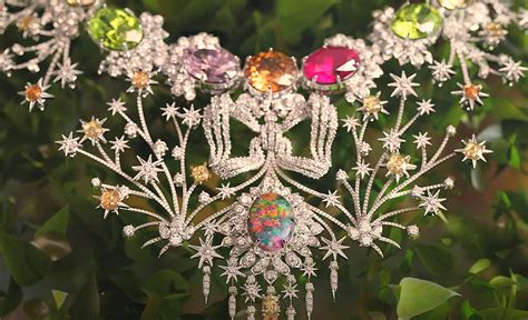 Guccis Hortus Deliciarum High Jewelry Collection Tom Lorenzo