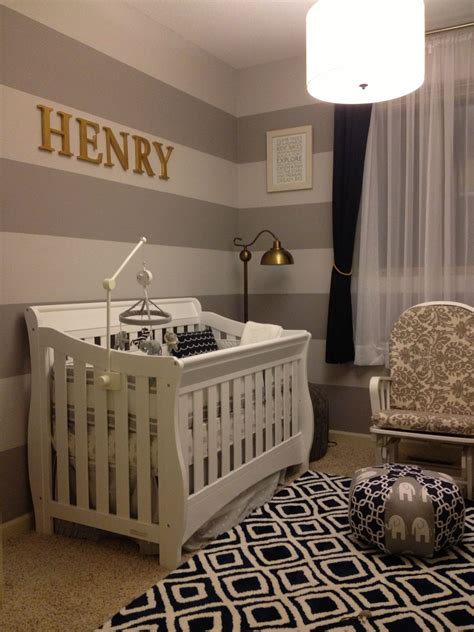 Decals, wallpaper, murals, and even simple paint will transform a simple room into a. Pin on Nursery ideas