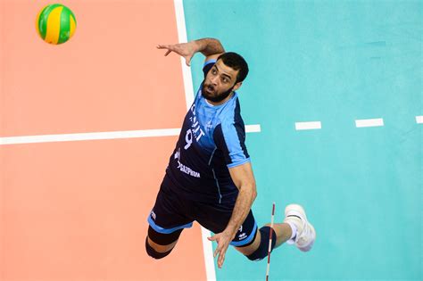 Se da un lato sono sicuri del posto da titolare ngapeth e leal, sartoretti sta valutando chi far accomodare in panchina. Ngapeth en finale de la Ligue des champions avec Kazan ...