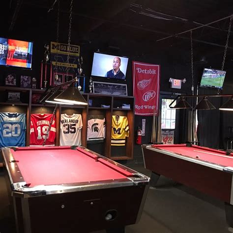 Nézet helyét, cím, vélemények és nyitvatartási. SPORTS LOCKER BAR & GRILL, Livonia - Restaurant Reviews ...