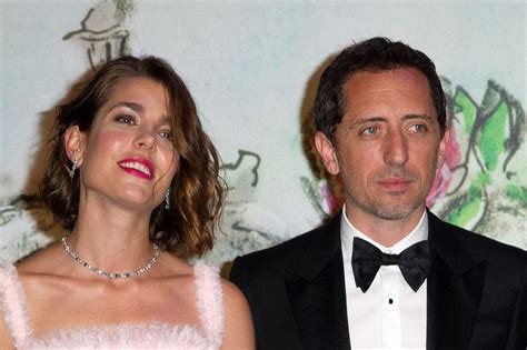Tout le monde était au courant, mais personne n'avait le droit d'en parler avant le feu vert des intéressés. Monaco's Charlotte Casiraghi Back With Gad Elmaleh?