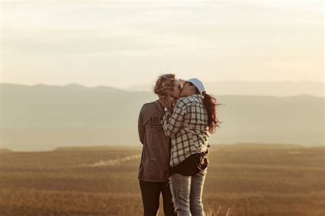 Couple Kissing · Stock Lesbian Kissing Hd Wallpaper Pxfuel