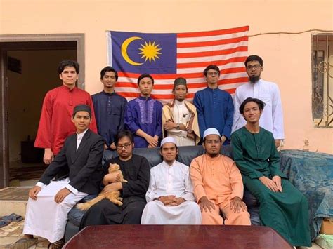 Contact the embassy of sudan in malaysia. Ramai pelajar Malaysia di Sudan alami gejala Covid-19