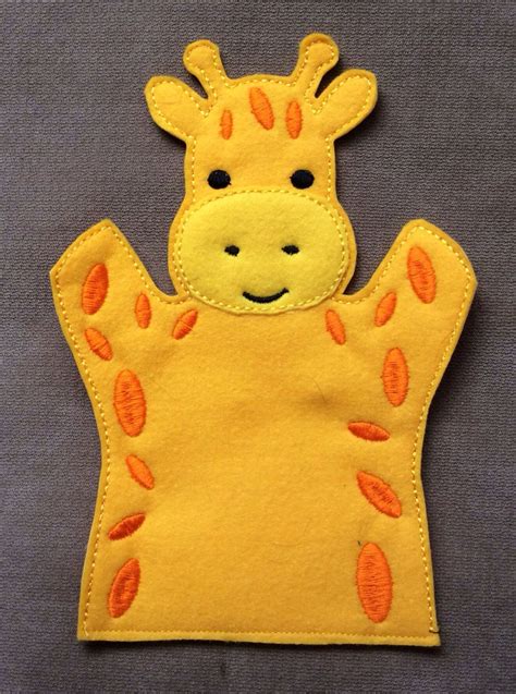 Giraffe Finger Puppet Felt Craft