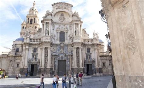 The santiago de compostela archcathedral basilica (spanish and galician: La Corporación pide que la Catedral de Murcia abra a ...
