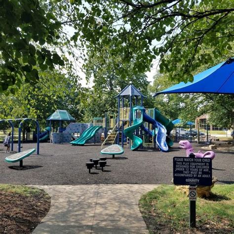 10 Plus Awesome Playgrounds Around St Louis Playground Park
