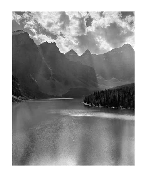 Gr Nylander Photography The Inspiring View Of Moraine Lake