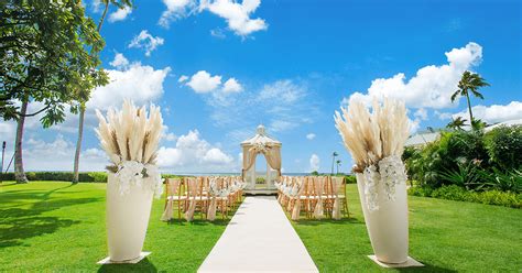 ザ・カハラ オーシャンフロント ガーデンウェディング｜ハワイの挙式・結婚式なら【ワタベウェディング】