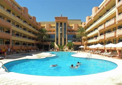 The venue includes a kitchen with coffee & tea making facilities, dishwasher and kitchenware provided. Aparthotel Advise Reina en Vera | Destinia