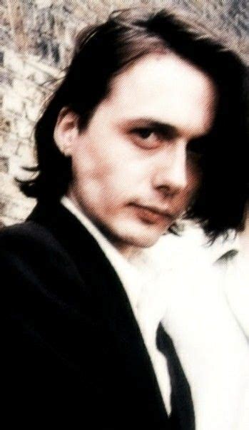 Soooo wanna go but gonna have to work because it just doesn't feel right lol. Pin by Mx Sirius on Just Music Things in 2020 | Britpop ...