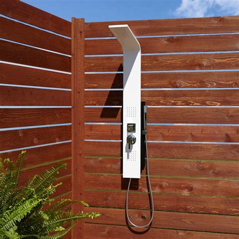 20 Of The Most Amazing Outdoor Shower Designs