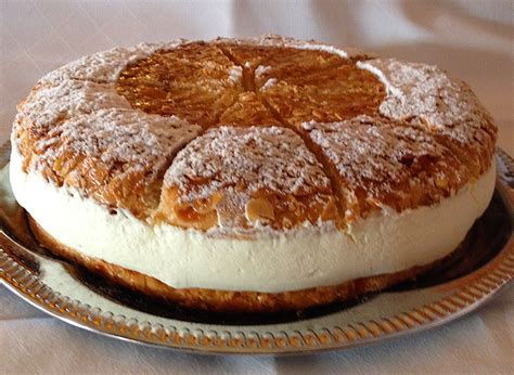 Check spelling or type a new query. Kuchen - Cafe und Blumen Im Garten Eden