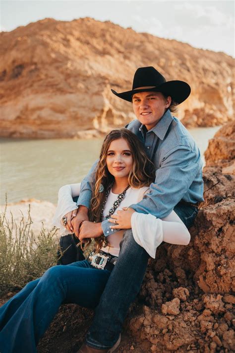 Western Engagement Photos Cute Country Couples Couple Photography