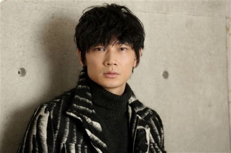 綾野剛 ブルゾンみつき 堤真一 高畑充希 nttドコモcm「みつきのほんき編」 新商品発表会. 綾野剛の性格いいって本当？いいか悪いか調べてみた