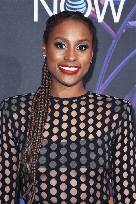 Issa Rae Channels Black ‘90s Sitcom Characters In ‘gq Spread