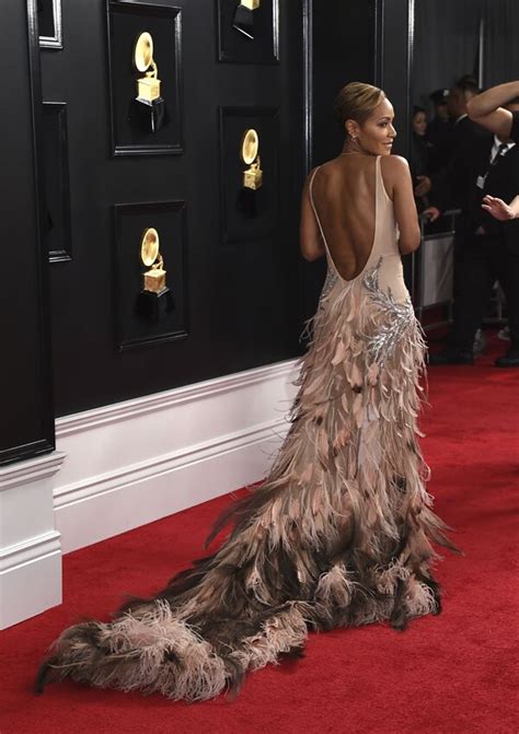 Premios Grammy 2019 Los Mejores Looks De La Alfombra Roja Foto 1