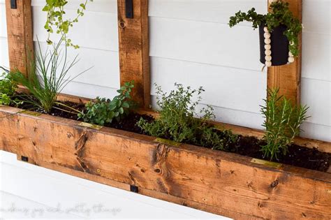 Hanging Herb Garden Planter 2x4 Challenge 38 Making Joy And Pretty Things