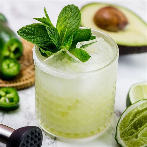 Head on over to blenderbabes.com for more! Spicy Mint Avocado Margarita Cocktail Recipe
