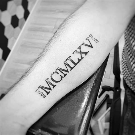 Date chiffre romaine en 2020 | Salon de tatouage, Citation tatouage