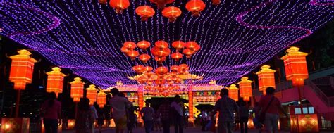 The festive atmosphere in singapore is simply hard to get away from, and you. Top 3 Cities For Chinese New Year