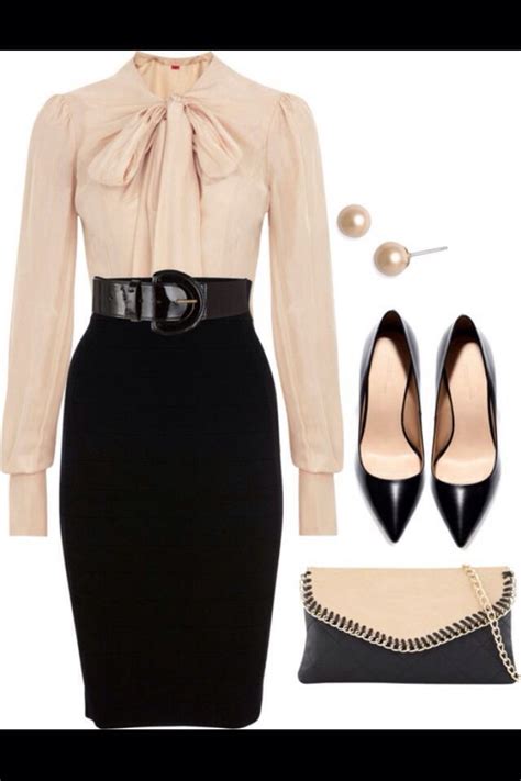 Nude And Black For Work Fashionable Work Outfit Classy Outfits Professional Outfits