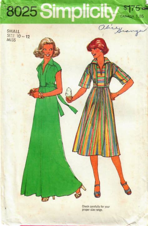 1970s Simplicity 8025 Vintage Sewing Pattern Misses Flared Etsy