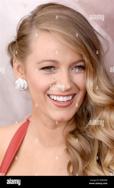 New York Ny Usa 19th Apr 2015 Blake Lively At Arrivals For The Age Of Adaline Premiere Amc