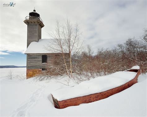 Lighthouse Gallery State Of Michigan A Boat Load Of Snow Grand